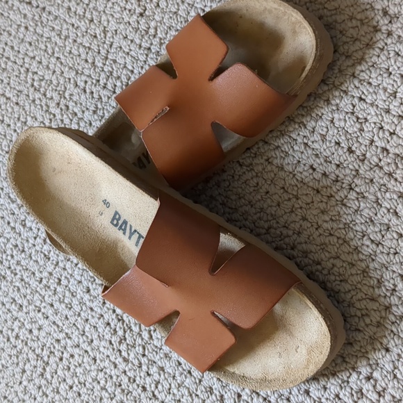 Bayton Shoes - Pair of espadrille Bayton leather comfort slides